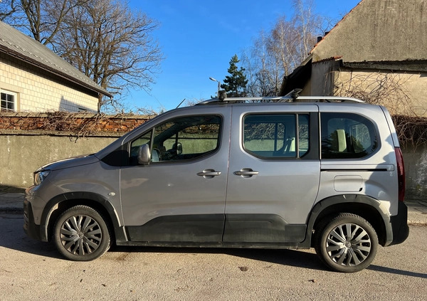 Peugeot Rifter cena 78000 przebieg: 93000, rok produkcji 2019 z Wieliczka małe 436